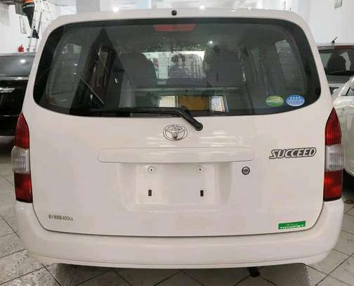 Toyota succeed pearl white image 5