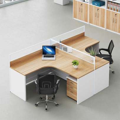 Office Station: 2-Way Curved Office Workstation In Migori image 4