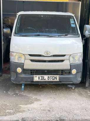 TOYOTA HIACE 7L 2015MODEL AUTO DIESEL image 2