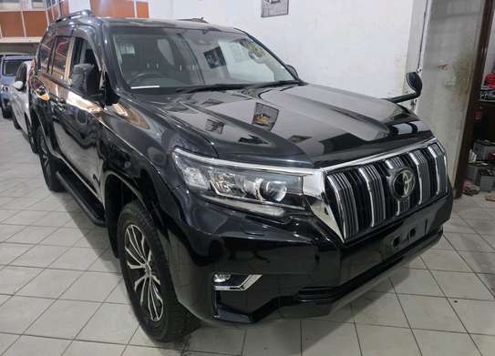 Toyota landcruiser Prado TXl image 2