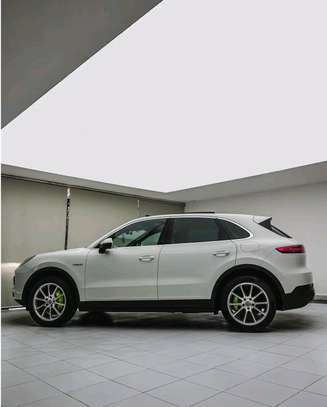 Porsche Cayenne Turbo 2020 4x4 image 8