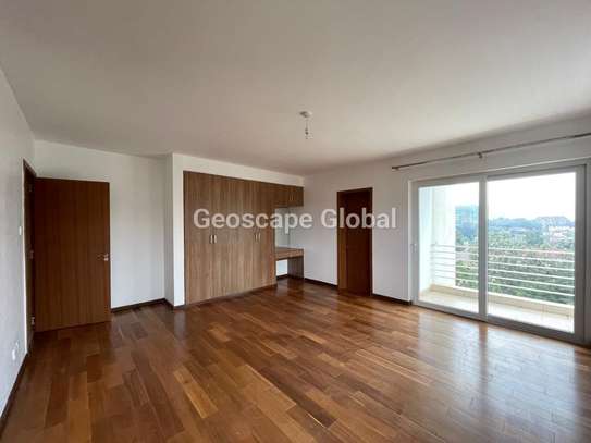 3 Bed Apartment with En Suite in Lavington image 3