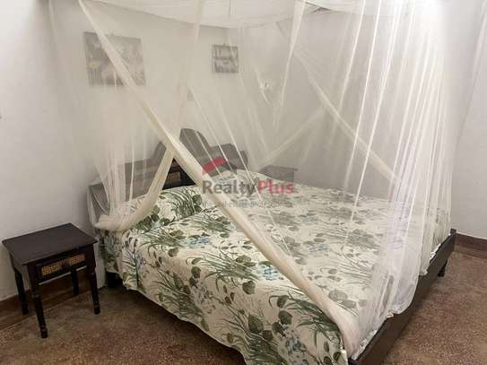 2 Bed Villa with En Suite in Malindi image 4