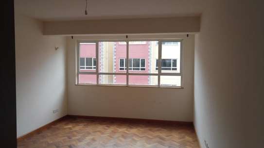 3 Bed Apartment with En Suite at City Park image 32