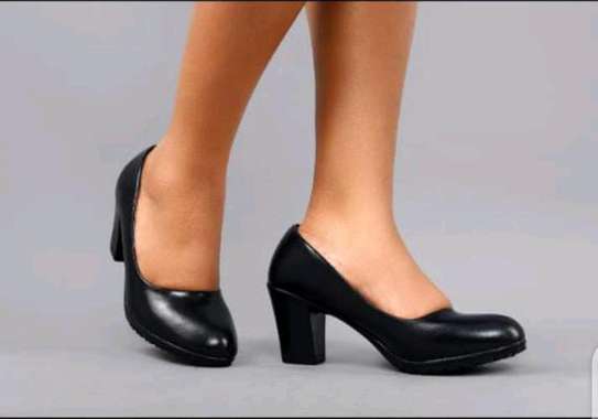 Ladies heels image 3