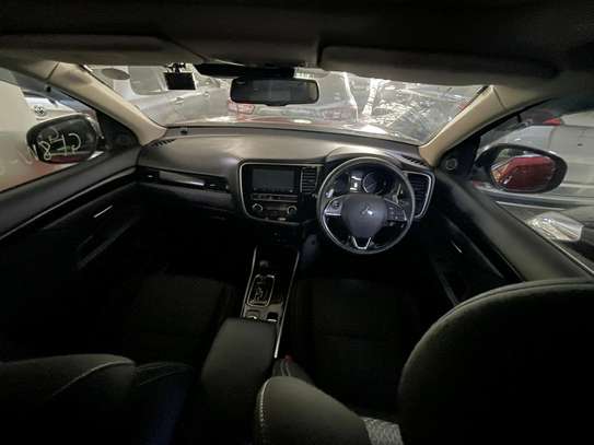 Mitsubish outlander Sunroof image 10