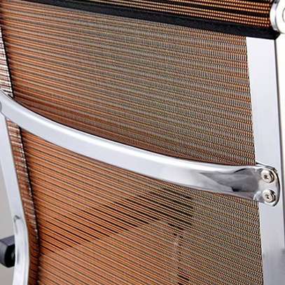 Office Chair: Mesh Chrome Office Chair image 4