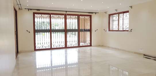5 Bed House with En Suite at Panafrican Road image 9