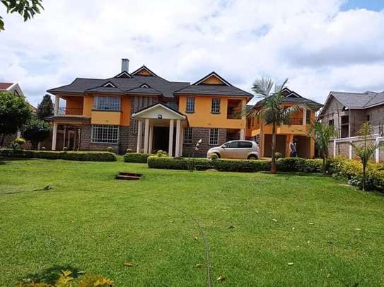 5 Bed House with En Suite at Runda image 1