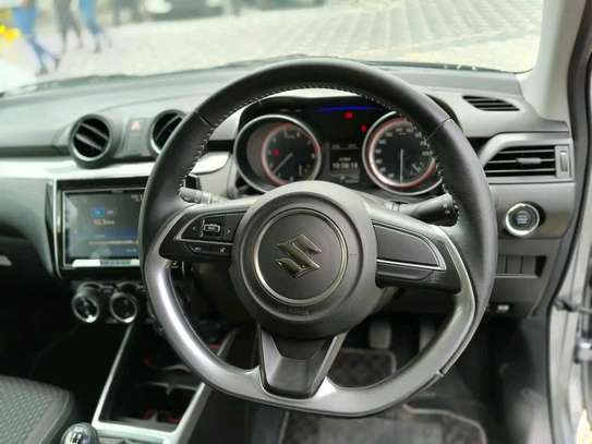 Suzuki Swift RS Manual petrol 2018 image 5