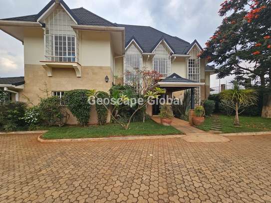 5 Bed House with En Suite at Westland image 15