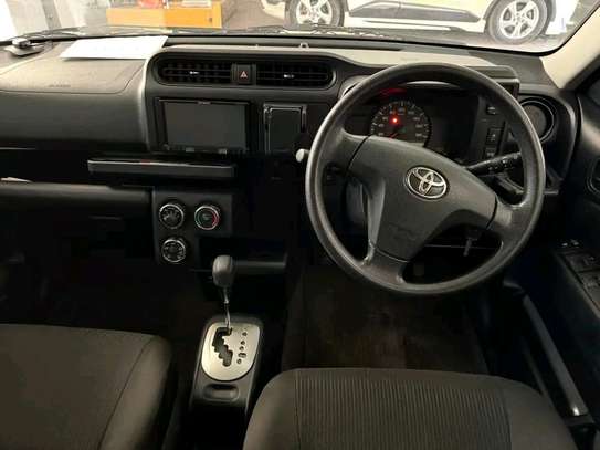 Toyota probox 2019model image 1