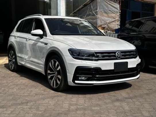 Volkswagen Tiguan white 2018 image 6