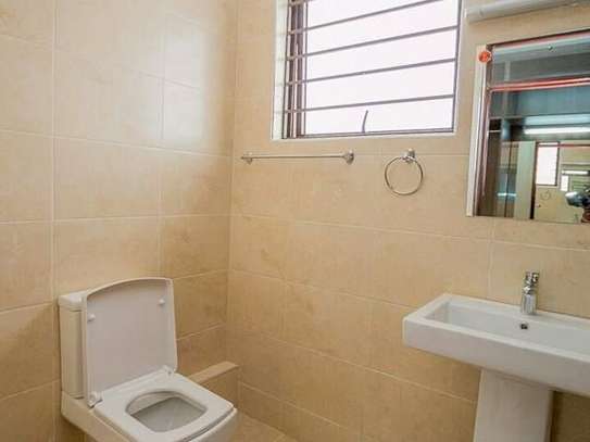 4 bedroom house for sale in Syokimau image 14