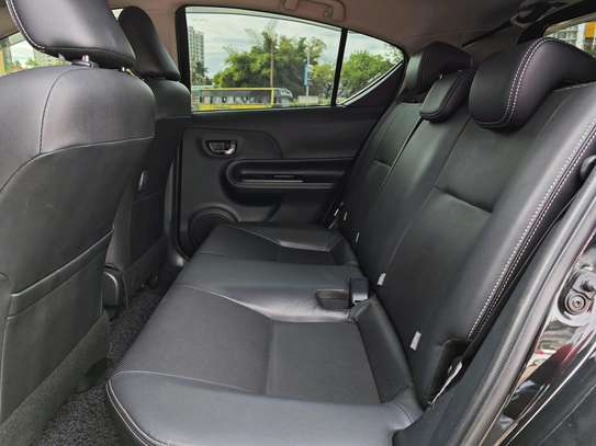 2018 TOYOTA AQUA HYBRID, FULL LEATHER UPHOLSTERY image 8