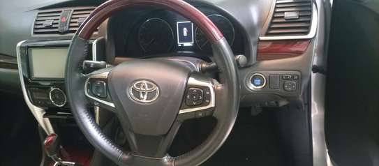 Toyota allion image 2