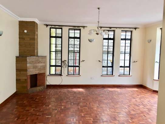 4 bedroom townhouse for rent in Lavington image 12