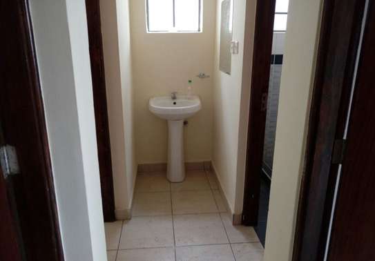3 Bed Apartment with En Suite in Mombasa Road image 12