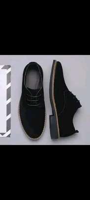 Black mature casual shoes for men image 1