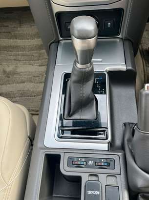 TOYOTA LAND CRUISER PRADO TXL,DIESEL ,2021..PRICE 7.2M image 7