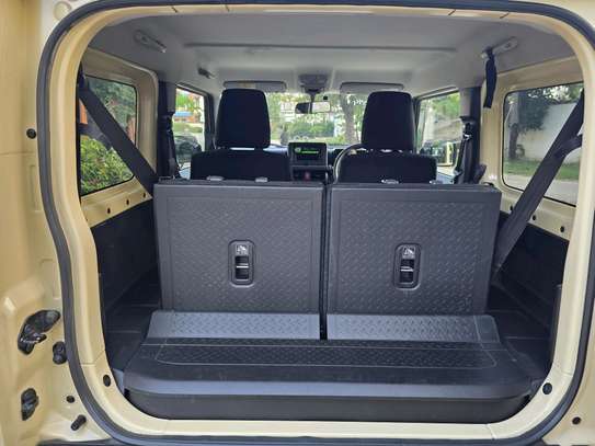 Suzuki Jimmy Sierra 2018 image 5