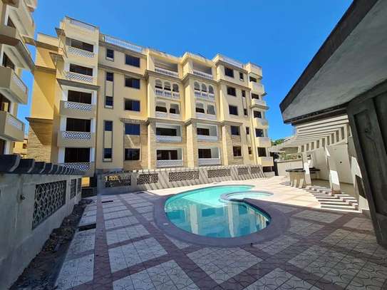 Serviced 3 Bed Apartment with En Suite in Kizingo image 1