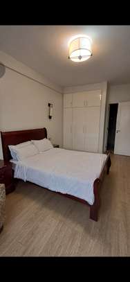 Serviced 2 Bed Apartment with En Suite in Riverside image 13