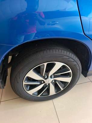 Mitsubishi RVR newshape image 6