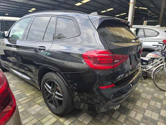 BMW X3 image 2