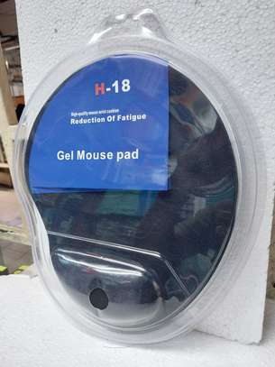 PREMIUM H-18 Reduction Of Fatigue Gel Mouse Pad + Wrist Rest image 1