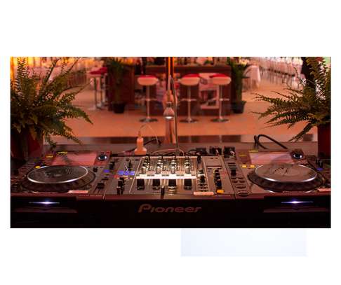DJ services available image 1