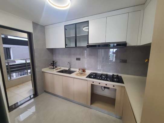 3 Bed Apartment with En Suite in Riverside image 25