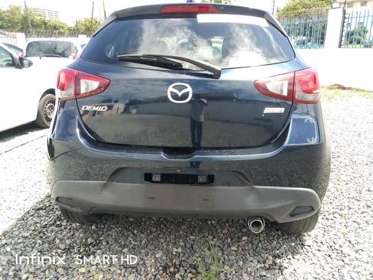 Mazda Demio newshape auto diesel image 3