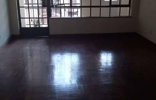 2 Bed Apartment with En Suite in Riverside image 3