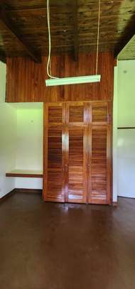 4 Bed House with En Suite in Lower Kabete image 7