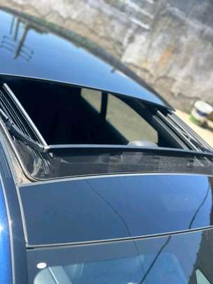 Mercedes Benz E200 sunroof 2019 image 8