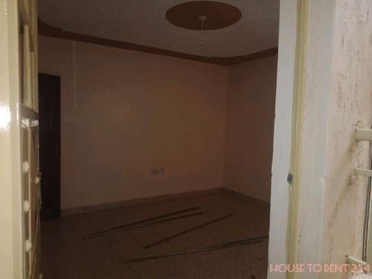 SPACIOUS ONE BEDROOM TO LET near riva image 3