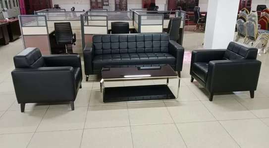 Office Sofa: 5-Seater Leater Office Sofa image 2