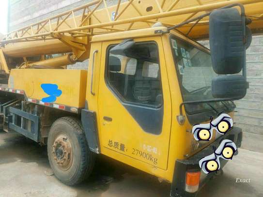 25 tonnes Crane on sale image 10