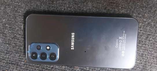 Samsung A73 image 2
