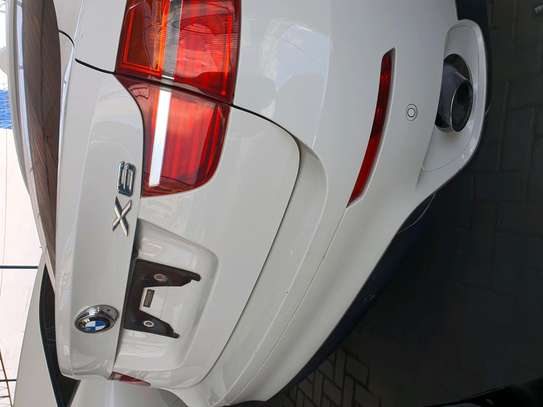 BMW X6 image 2