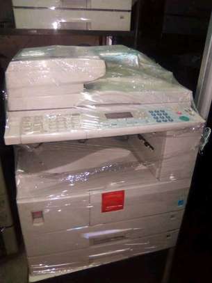 Aficio mp 2000 photocopies machine on sale image 1