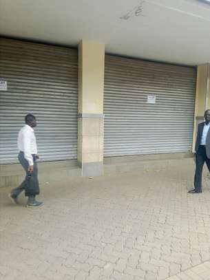 200 m² shop for rent in Nairobi Central image 9
