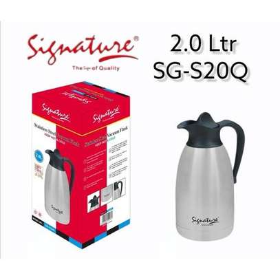 Signature Unbreakable 2 Litres Vacuum Thermos Flask image 1