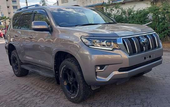 Toyota land cruiser Prado Txl 2019 image 1