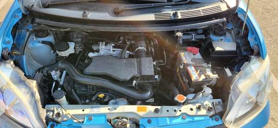 Toyota passo Blue image 8