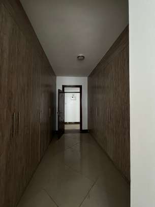 5 Bed Apartment with En Suite in Lavington image 14