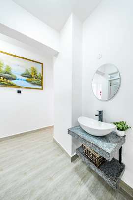 2 Bed Apartment with En Suite in Kitisuru image 7