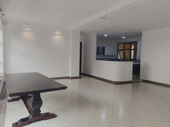 5 Bed Apartment with En Suite at Mpaka Road image 3