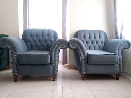 Single Seater Sofa Chair + Pillows image 1